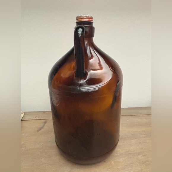 Vintage Amber Glass Clorox Jug with Handle 12.5 inches tall - Picture 5 of 7